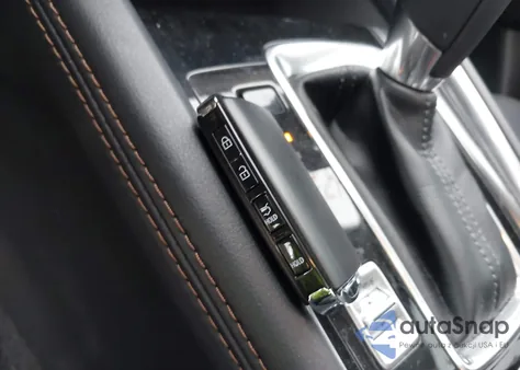 2022 Mazda Cx-5 2.5 S Premium z USA, uszkodzony, nr VIN JM3KFBDM2N0619942